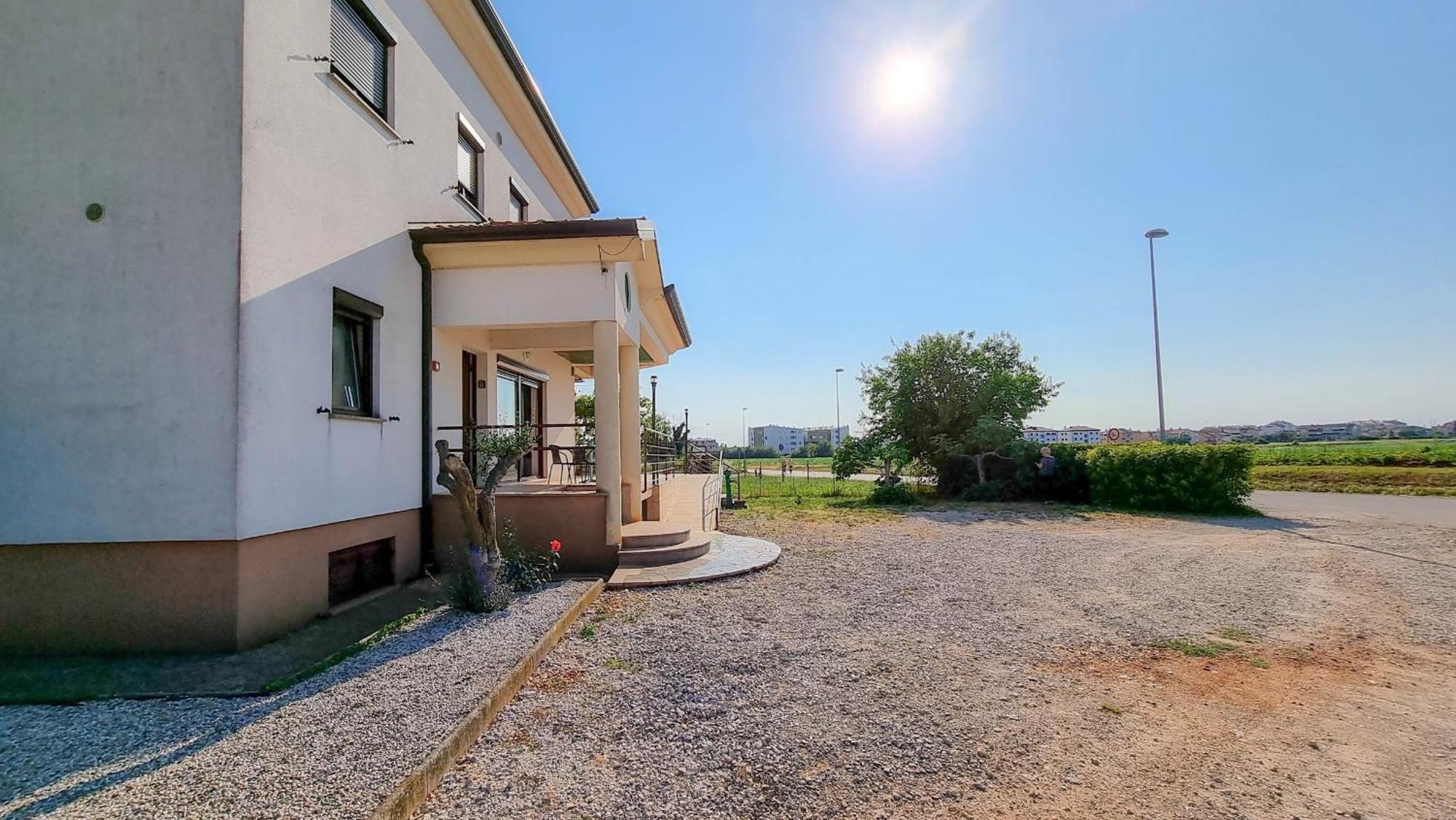 Apartamento Dani Umag Exterior foto